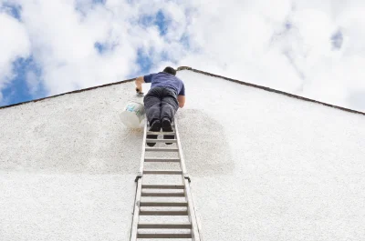 Peinture extérieure à Alba-la-Romaine — façades et ravalement